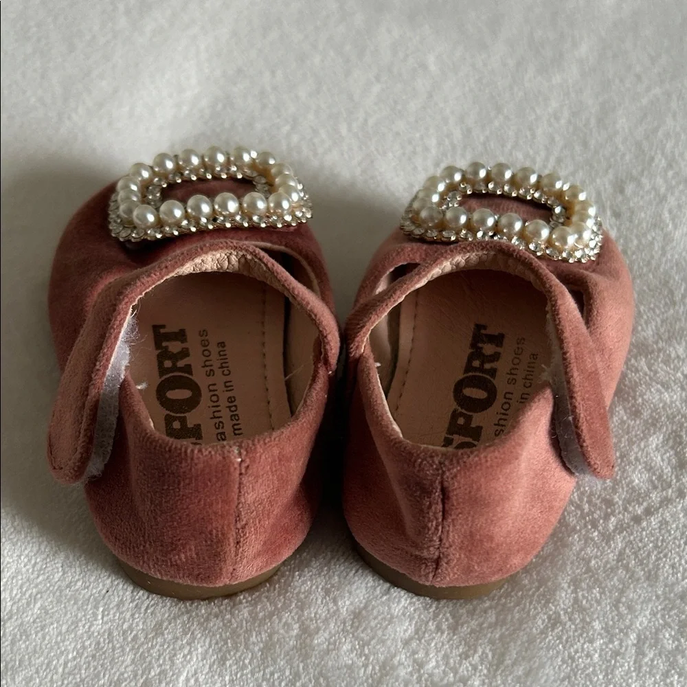 Baby Infant Velvet Blush Embellished Pearl Buckle Dress Shoes